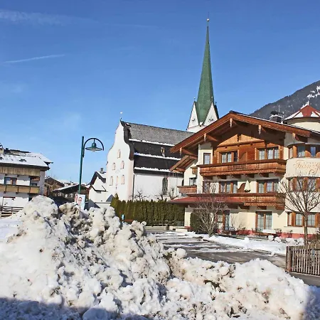 In Kaltenbach Near Lift Apartman