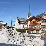 In Kaltenbach Near Lift Appartement