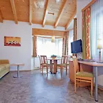 In Kaltenbach Near Lift Appartement Stumm