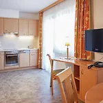 Appartement In Kaltenbach Near Lift