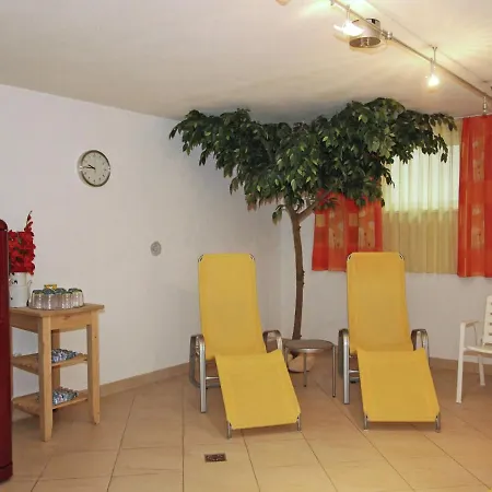 Spacious Flat With Sauna In Stumm
