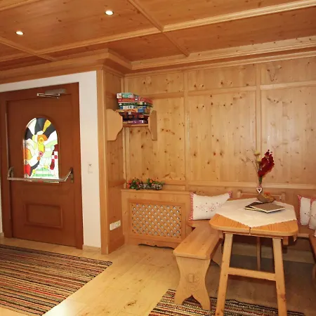 Apartment Spacious Flat With Sauna In