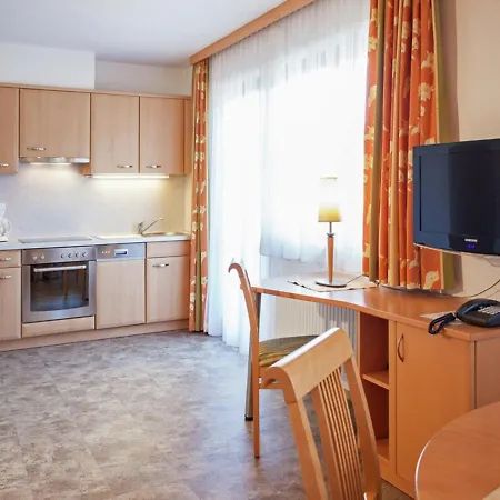 Apartment Spacious Flat With Sauna In