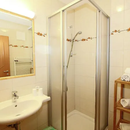 Apartment Spacious Flat With Sauna In Stumm