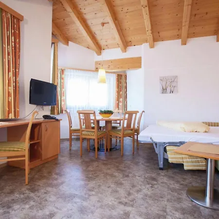 Spacious Flat With Sauna In