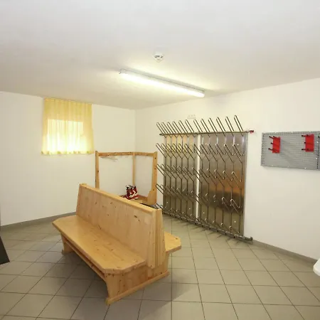 Apartment Spacious Flat With Sauna In Stumm